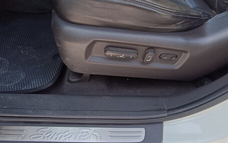 Hyundai Santa Fe III рестайлинг, 2010 год, 1 099 000 рублей, 13 фотография