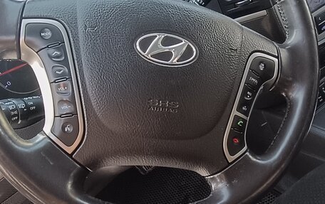 Hyundai Santa Fe III рестайлинг, 2010 год, 1 099 000 рублей, 16 фотография