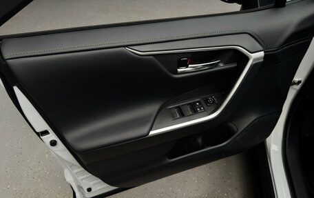 Toyota RAV4, 2025 год, 4 250 000 рублей, 13 фотография