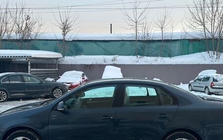 Volkswagen Jetta VI, 2010 год, 700 000 рублей, 2 фотография