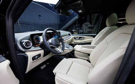 Mercedes-Benz V-Класс, 2026 год, 14 830 000 рублей, 12 фотография