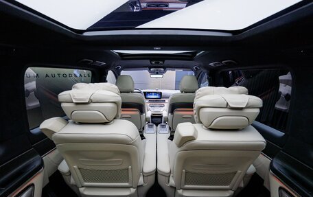 Mercedes-Benz V-Класс, 2026 год, 14 830 000 рублей, 36 фотография