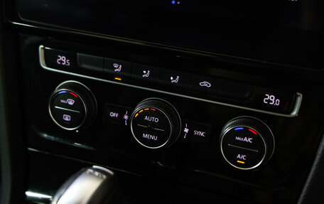 Volkswagen Golf VII, 2017 год, 1 099 000 рублей, 16 фотография