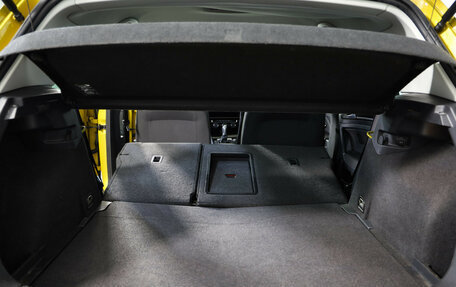 Volkswagen Golf VII, 2017 год, 1 099 000 рублей, 28 фотография