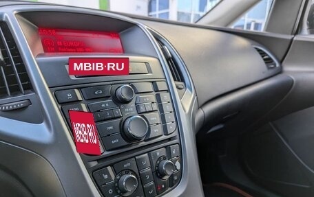 Opel Astra J, 2012 год, 670 000 рублей, 13 фотография