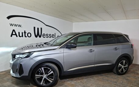 Peugeot 5008 II, 2021 год, 2 200 000 рублей, 3 фотография
