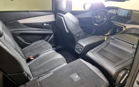 Peugeot 5008 II, 2021 год, 2 200 000 рублей, 9 фотография