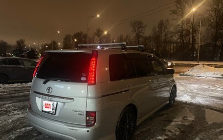 Toyota ISis I, 2010 год, 1 570 000 рублей, 8 фотография