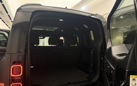 Land Rover Defender II, 2025 год, 17 510 000 рублей, 2 фотография