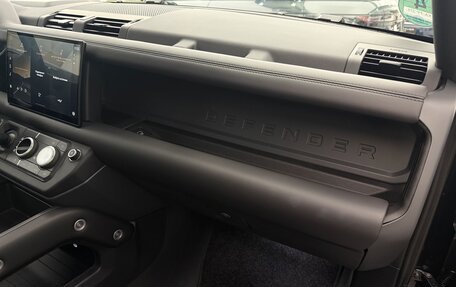 Land Rover Defender II, 2025 год, 17 510 000 рублей, 15 фотография