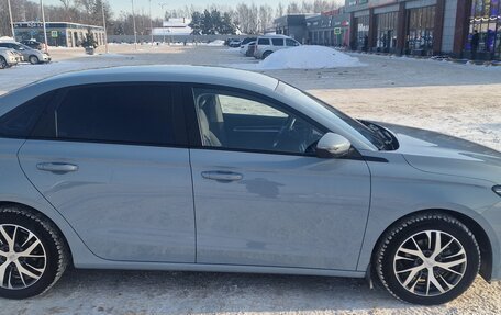 Geely Emgrand, 2023 год, 1 700 000 рублей, 2 фотография