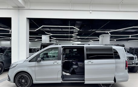 Mercedes-Benz V-Класс, 2025 год, 14 490 000 рублей, 15 фотография