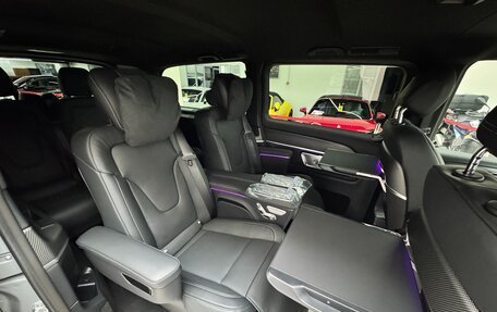 Mercedes-Benz V-Класс, 2025 год, 14 490 000 рублей, 26 фотография