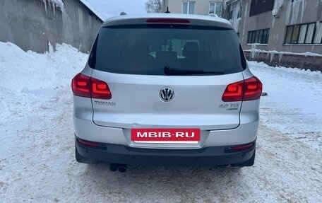 Volkswagen Tiguan I, 2011 год, 1 400 000 рублей, 4 фотография
