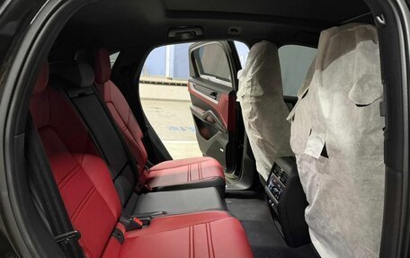 Porsche Cayenne III, 2025 год, 18 000 000 рублей, 20 фотография