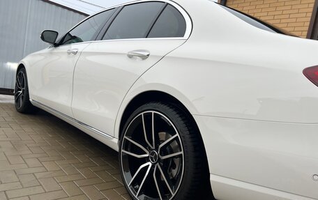 Mercedes-Benz E-Класс, 2020 год, 5 250 000 рублей, 14 фотография