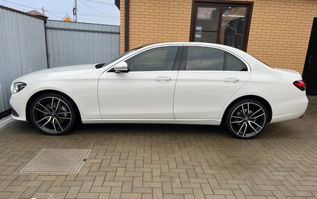 Mercedes-Benz E-Класс, 2020 год, 5 250 000 рублей, 12 фотография