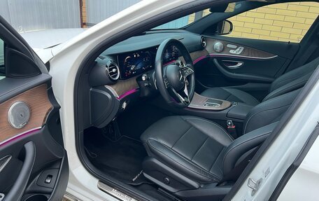 Mercedes-Benz E-Класс, 2020 год, 5 250 000 рублей, 23 фотография