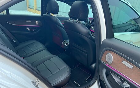 Mercedes-Benz E-Класс, 2020 год, 5 250 000 рублей, 30 фотография