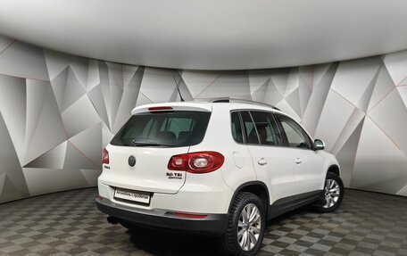 Volkswagen Tiguan I, 2011 год, 1 379 000 рублей, 2 фотография