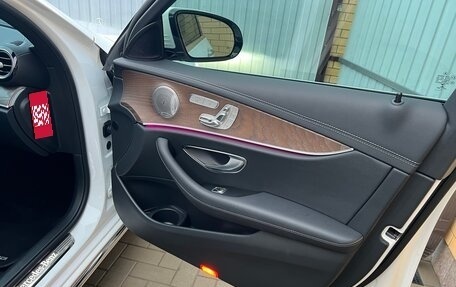 Mercedes-Benz E-Класс, 2020 год, 5 250 000 рублей, 32 фотография