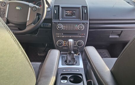 Land Rover Freelander II рестайлинг 2, 2014 год, 2 100 000 рублей, 5 фотография