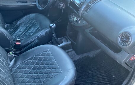 Nissan Note II рестайлинг, 2006 год, 450 000 рублей, 14 фотография