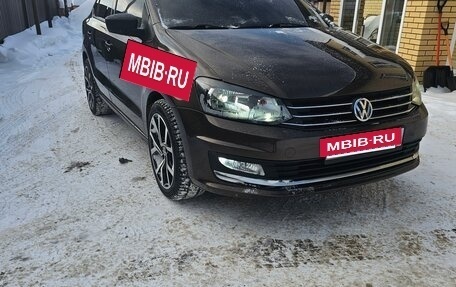 Volkswagen Polo VI (EU Market), 2016 год, 900 000 рублей, 3 фотография