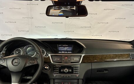 Mercedes-Benz E-Класс, 2011 год, 1 400 000 рублей, 11 фотография