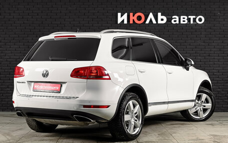 Volkswagen Touareg III, 2013 год, 1 950 000 рублей, 4 фотография