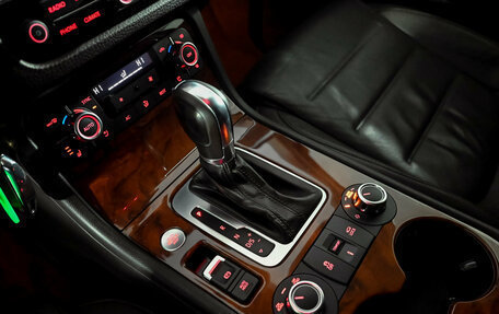 Volkswagen Touareg III, 2013 год, 1 950 000 рублей, 16 фотография