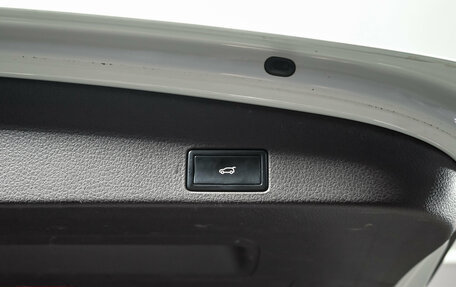 Volkswagen Touareg III, 2013 год, 1 950 000 рублей, 19 фотография