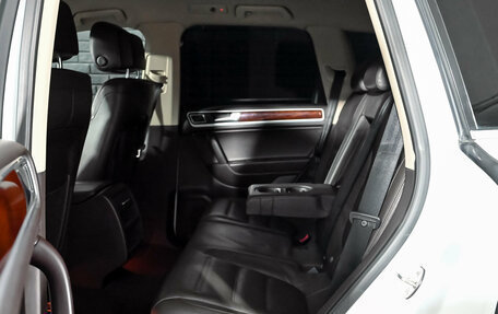 Volkswagen Touareg III, 2013 год, 1 950 000 рублей, 21 фотография