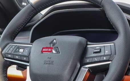 Mitsubishi Outlander, 2025 год, 5 640 000 рублей, 17 фотография