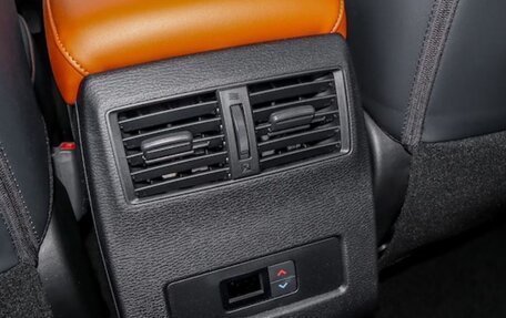 Mitsubishi Outlander, 2025 год, 5 640 000 рублей, 25 фотография