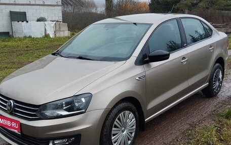 Volkswagen Polo VI (EU Market), 2017 год, 1 300 000 рублей, 2 фотография