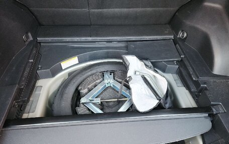 Toyota RAV4, 2021 год, 3 300 000 рублей, 8 фотография