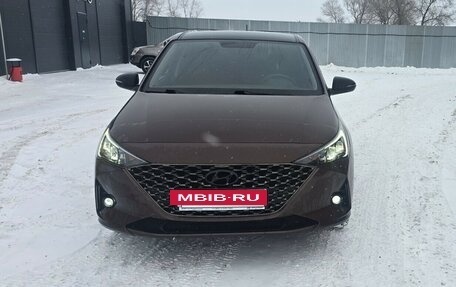 Hyundai Solaris II рестайлинг, 2022 год, 1 870 000 рублей, 9 фотография