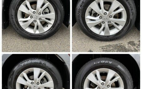 Honda Vezel, 2014 год, 1 370 000 рублей, 16 фотография