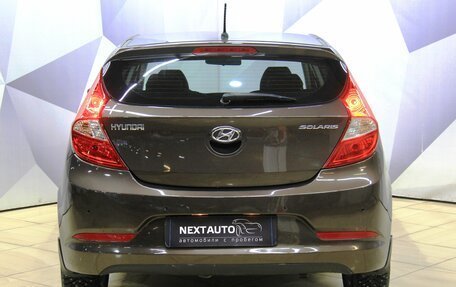 Hyundai Solaris II рестайлинг, 2015 год, 895 000 рублей, 10 фотография