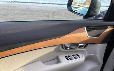 Volvo XC90 II рестайлинг, 2020 год, 3 800 000 рублей, 8 фотография