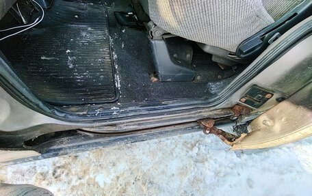 Nissan Prairie III, 1989 год, 350 000 рублей, 21 фотография