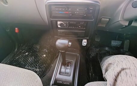 Nissan Prairie III, 1989 год, 350 000 рублей, 16 фотография