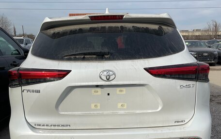 Toyota Highlander, 2026 год, 3 715 000 рублей, 2 фотография