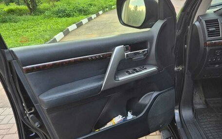 Toyota Land Cruiser 200, 2012 год, 3 550 000 рублей, 8 фотография