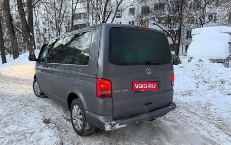 Volkswagen Caravelle T5, 2011 год, 1 900 000 рублей, 4 фотография