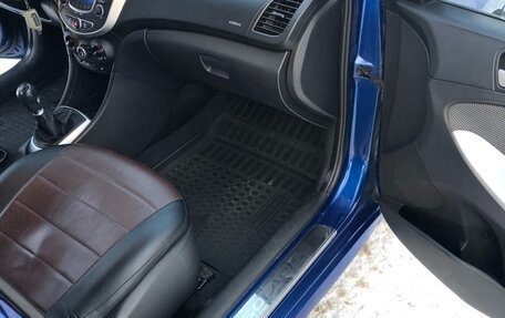 Hyundai Solaris II рестайлинг, 2012 год, 689 000 рублей, 16 фотография