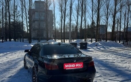 BMW 5 серия, 2009 год, 1 500 000 рублей, 13 фотография