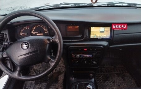 Opel Vectra B рестайлинг, 2001 год, 240 000 рублей, 8 фотография