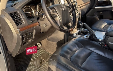 Toyota Land Cruiser 200, 2018 год, 7 700 000 рублей, 15 фотография